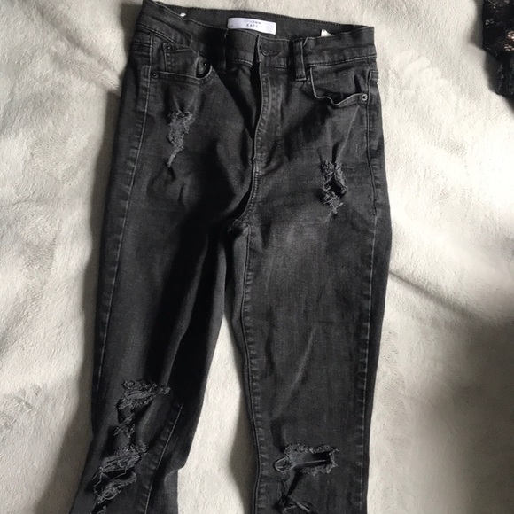 Dynamite Kate Jeans! - Picture 2 of 3